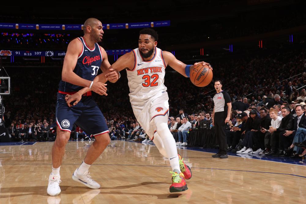 随着体育竞 随着体育竞