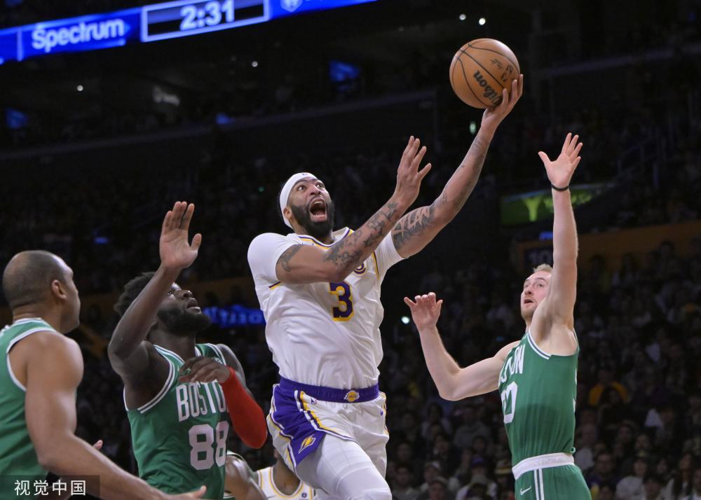 他的团队中 他的团队中