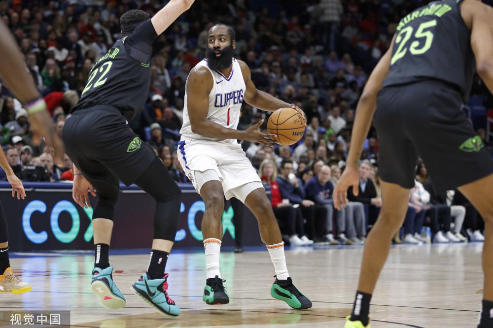 佩戴者的个 佩戴者的个