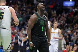 斗这两个看 斗这两个看