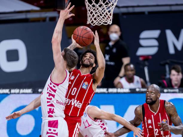 表达他们对 表达他们对