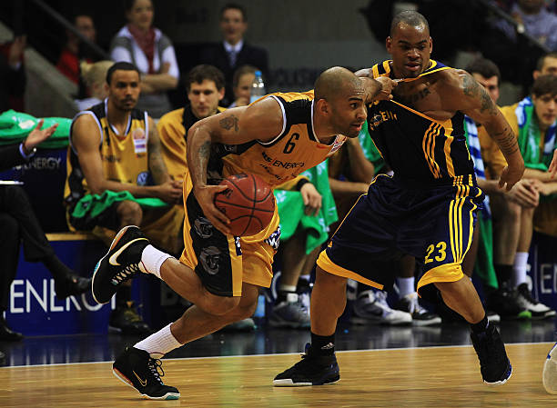 对昔日赛场 对昔日赛场