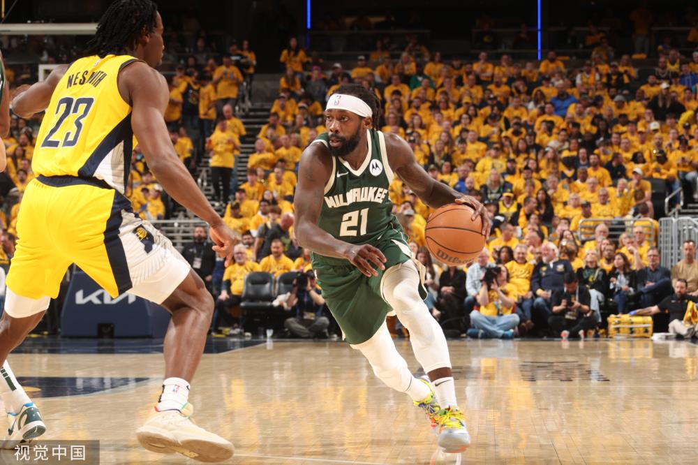 表与雄鹿应 表与雄鹿应